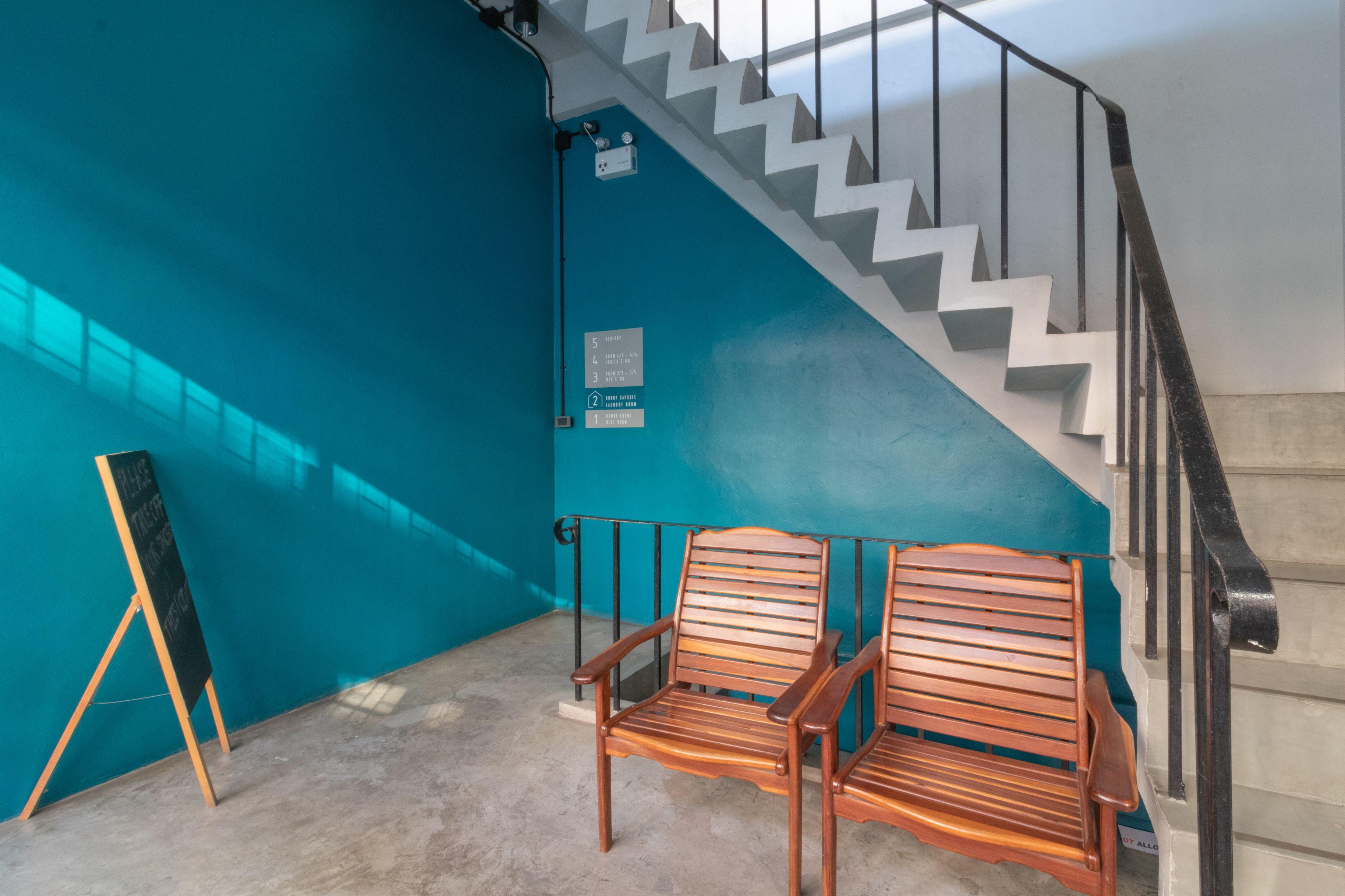 Bunny Burrow Hostel Bangkok Exterior foto